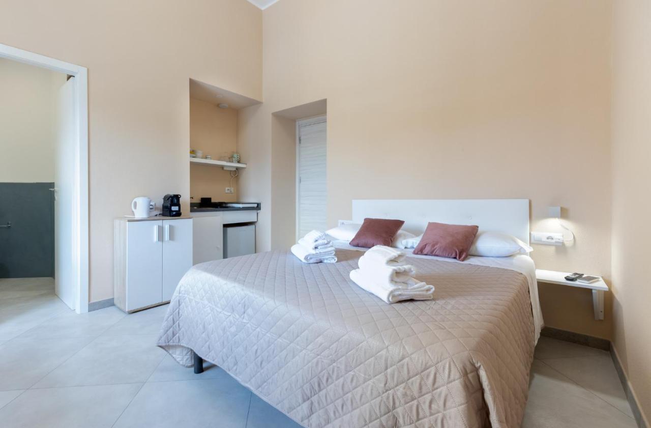 Bonnystudios Holiday Apartments Cagliari Exterior photo